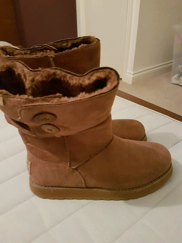 skechers ugg boots